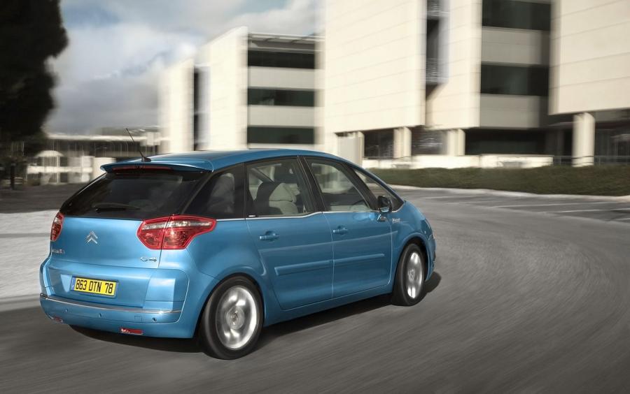  Citroen C4 Picasso 2007 года  (фото 76 из 117)